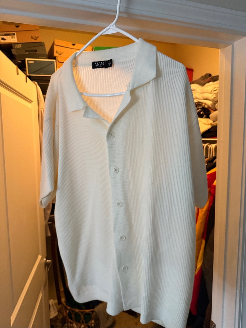 Boohoo Cream Ribbed Short-Sleeve Button-Down Shirt